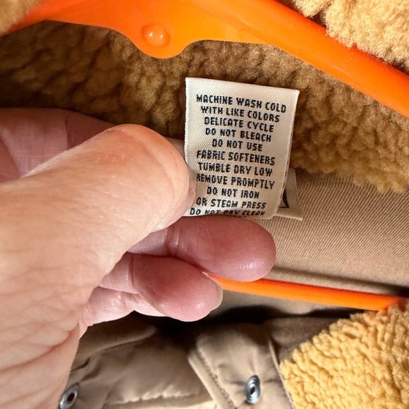 L.L. Bean’s Sherpa Fleece Jacket in Antique Gold - Picture 6 of 6